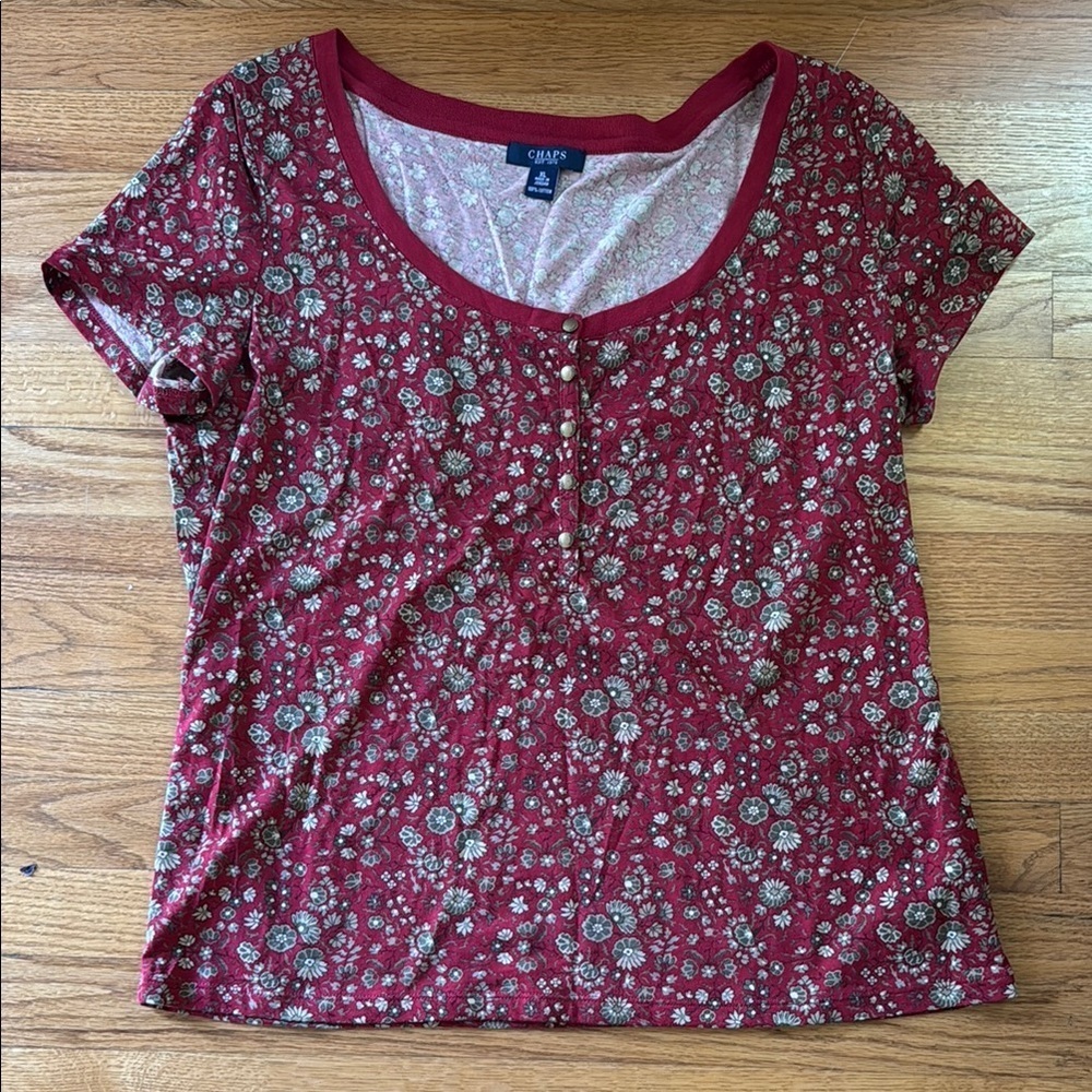 Chaps Women's Red Floral Short Sleeve Top Henley Buttons XL